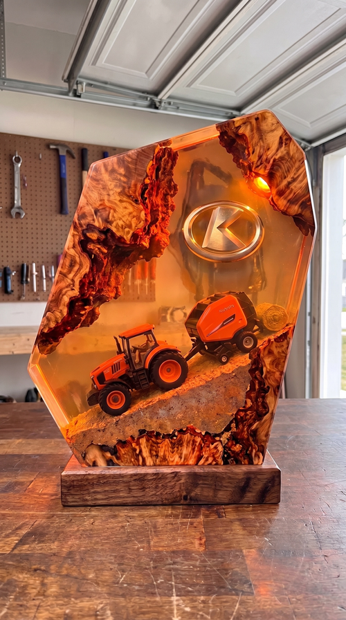 Kubota M7-172 (PRE-ORDER)
