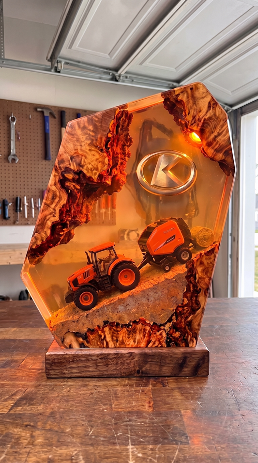 Kubota M7-172 (PRE-ORDER)
